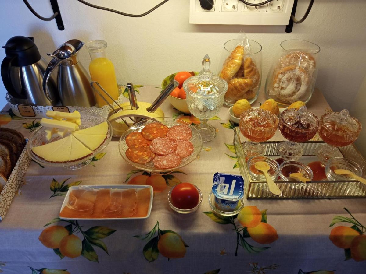 Hostal Ca'N Tiu Alaró Esterno foto
