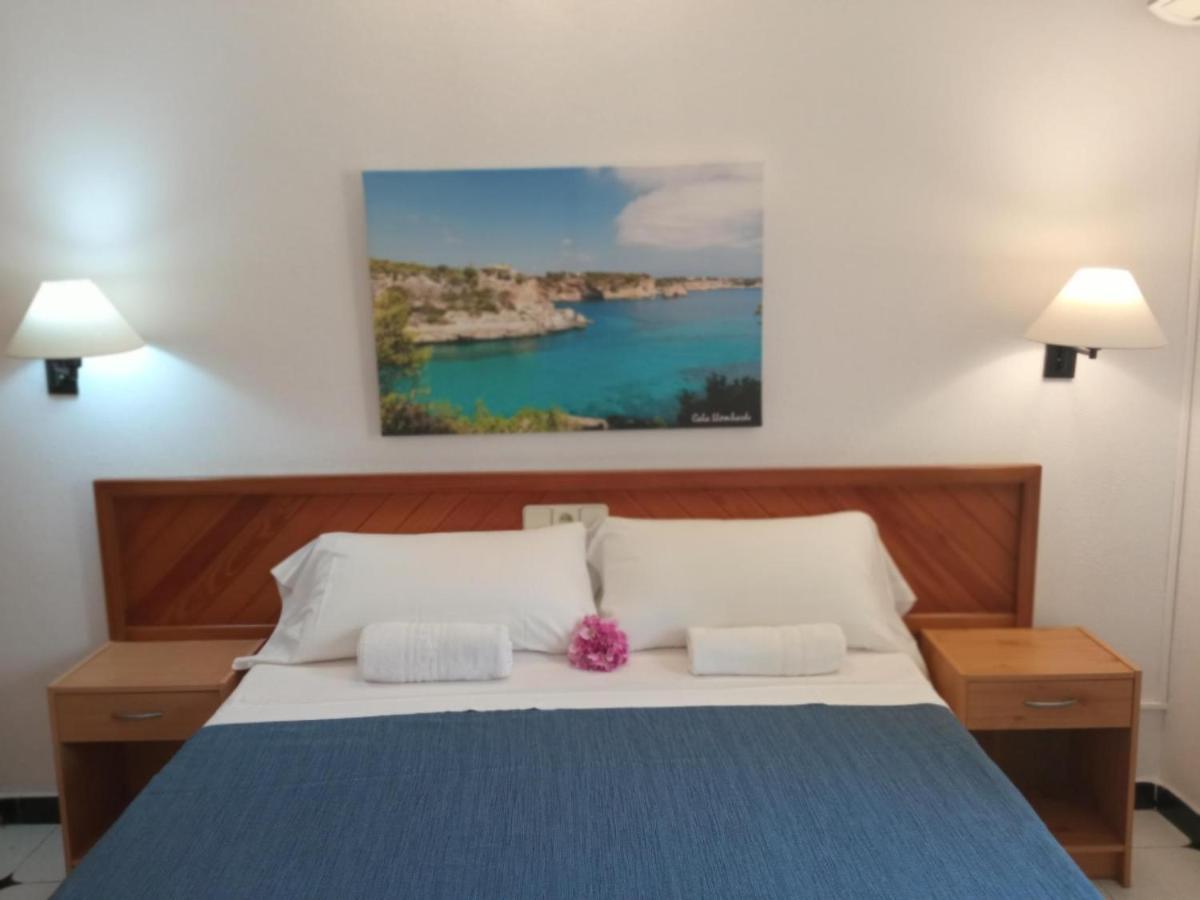 Hostal Ca'N Tiu Alaró Esterno foto