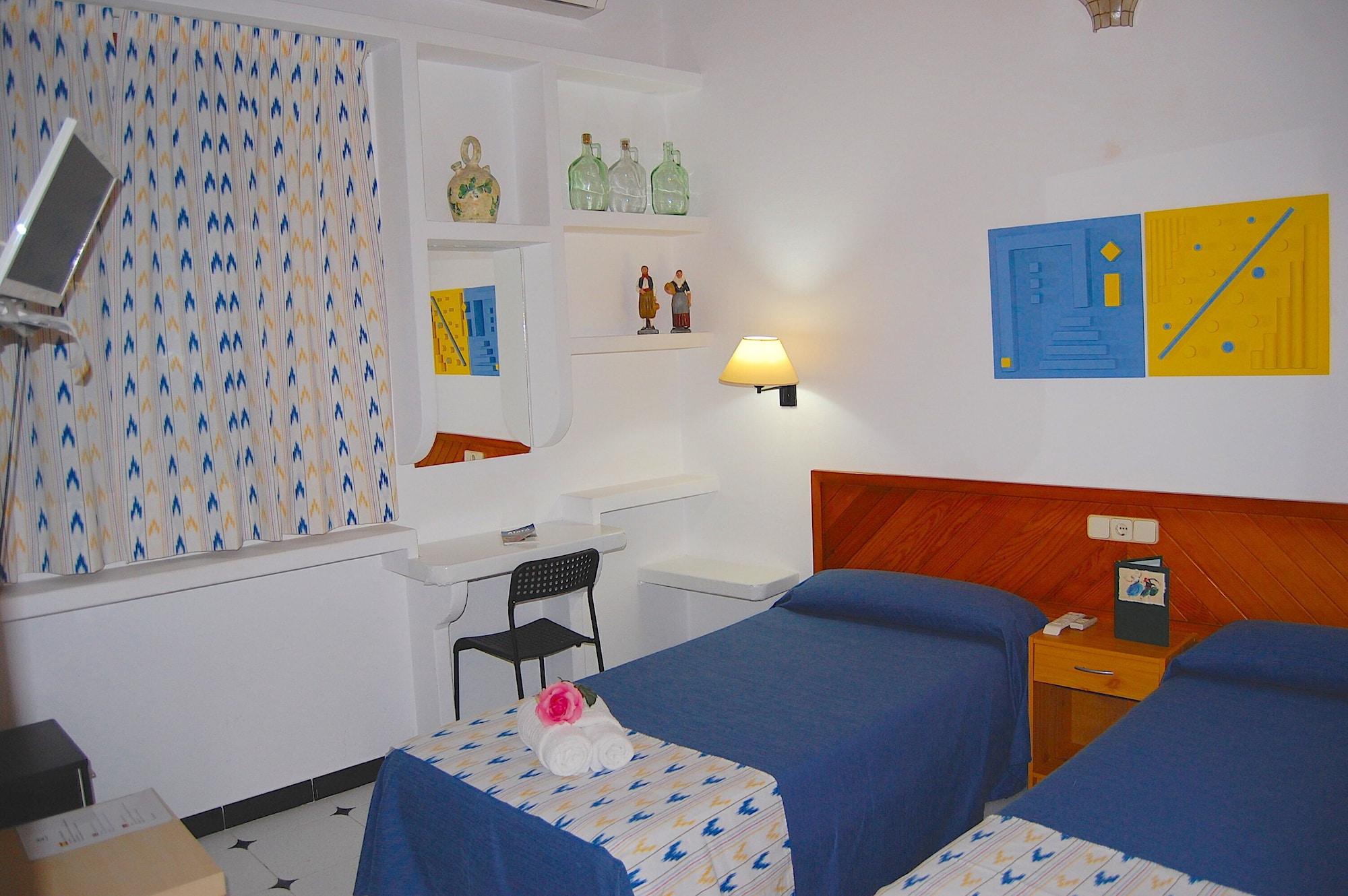 Hostal Ca'N Tiu Alaró Esterno foto