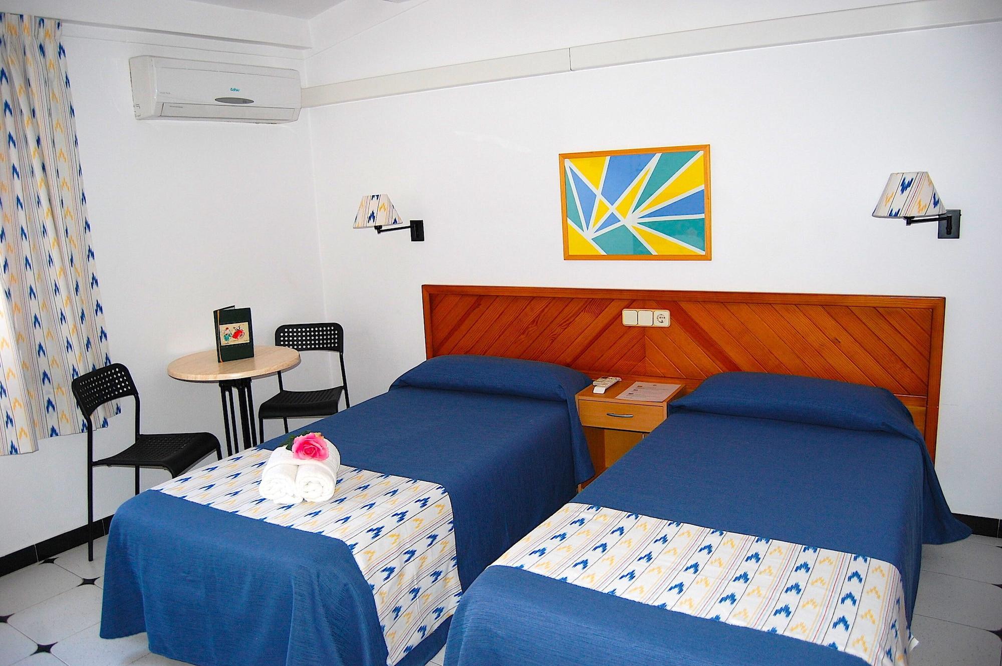 Hostal Ca'N Tiu Alaró Esterno foto
