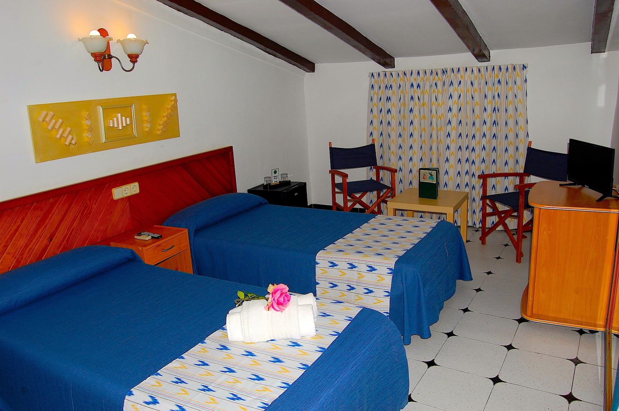 Hostal Ca'N Tiu Alaró Esterno foto
